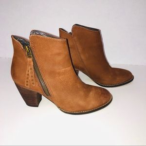 Steve  Madden Whysper Bootie